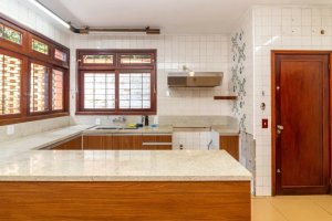 Casa comercial com 450m² no bairro Boa Vista em Porto Alegre para Alugar