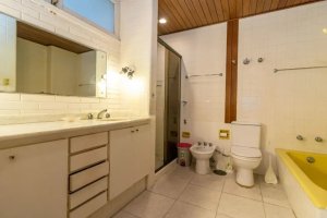 Casa comercial com 450m² no bairro Boa Vista em Porto Alegre para Alugar