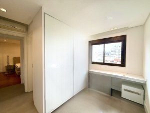 Apartamento com 92m², 2 dormitórios no bairro Petrópolis em Porto Alegre para Alugar