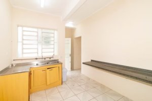 Casa com 140m², 3 dormitórios no bairro Farroupilha em Porto Alegre para Alugar
