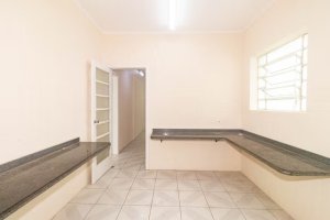 Casa com 140m², 3 dormitórios no bairro Farroupilha em Porto Alegre para Alugar
