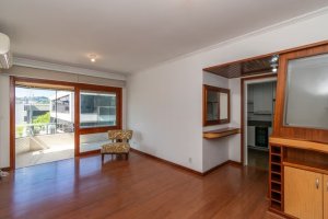 Apartamento com 111m², 2 dormitórios no bairro Menino Deus em Porto Alegre para Alugar