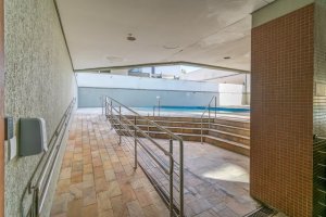 Apartamento com 111m², 2 dormitórios no bairro Menino Deus em Porto Alegre para Alugar