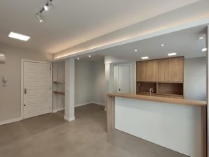 Apartamento com 99m², 2 dormitórios no bairro Petrópolis em Porto Alegre para Alugar