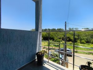 Casa com 103m², 2 dormitórios no bairro Hípica em Porto Alegre para Alugar