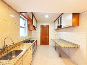 Apartamento com 95m², 3 dormitórios no bairro Santana em Porto Alegre para Alugar