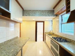 Apartamento com 95m², 3 dormitórios no bairro Santana em Porto Alegre para Alugar