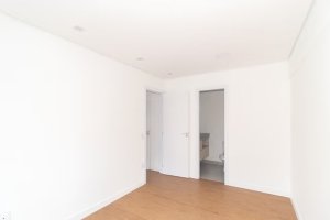 Apartamento com 70m², 2 dormitórios no bairro Moinhos de Vento em Porto Alegre para Alugar
