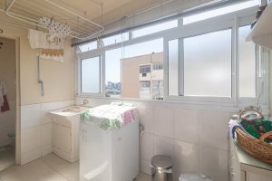 Apartamento com 120m², 3 dormitórios no bairro Moinhos de Vento em Porto Alegre para Alugar