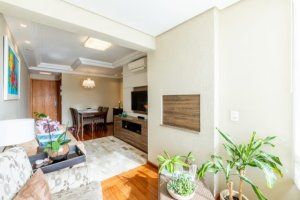Apartamento com 69m², 2 dormitórios no bairro Jardim Botânico em Porto Alegre para Alugar