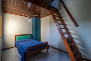 Casa com 210m², 4 dormitórios no bairro Serraria em Porto Alegre para Alugar