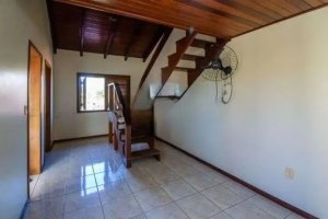 Casa com 210m², 4 dormitórios no bairro Serraria em Porto Alegre para Alugar