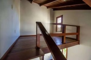 Casa com 210m², 4 dormitórios no bairro Serraria em Porto Alegre para Alugar