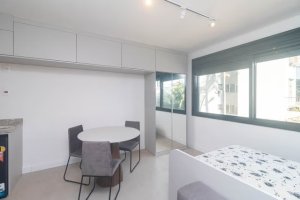 Apartamento com 25m², 1 dormitório no bairro Mont Serrat em Porto Alegre para Alugar