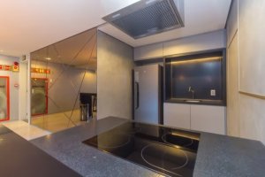 Apartamento com 25m², 1 dormitório no bairro Mont Serrat em Porto Alegre para Alugar
