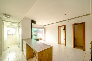 Apartamento com 57m², 1 dormitório no bairro Três Figueiras em Porto Alegre para Alugar