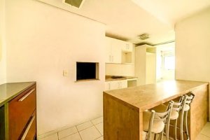 Apartamento com 57m², 1 dormitório no bairro Três Figueiras em Porto Alegre para Alugar