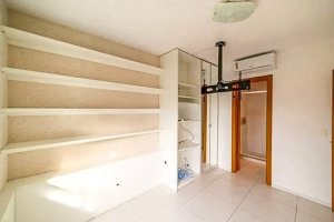 Apartamento com 57m², 1 dormitório no bairro Três Figueiras em Porto Alegre para Alugar