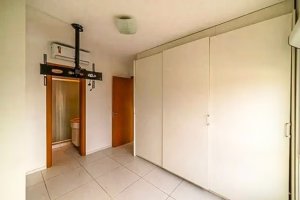 Apartamento com 57m², 1 dormitório no bairro Três Figueiras em Porto Alegre para Alugar