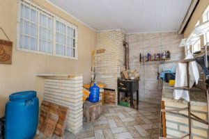 Casa com 228m², 3 dormitórios no bairro Jardim Itu em Porto Alegre para Alugar