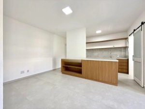 Apartamento com 66m², 2 dormitórios no bairro Cristo Redentor em Porto Alegre para Alugar