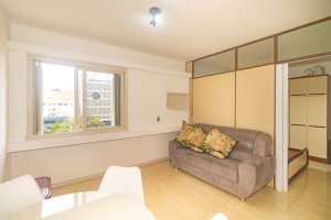 Apartamento com 35m², 2 dormitórios no bairro Centro Histórico em Porto Alegre para Alugar