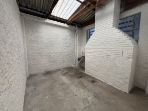 Depósito com 350m² no bairro Navegantes em Porto Alegre para Alugar