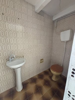 Depósito com 350m² no bairro Navegantes em Porto Alegre para Alugar
