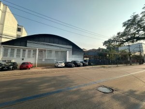 Depósito com 750m² no bairro Navegantes em Porto Alegre para Alugar