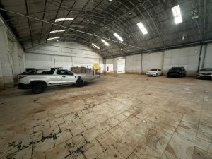 Depósito com 750m² no bairro Navegantes em Porto Alegre para Alugar