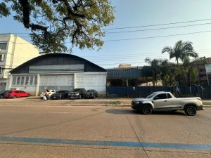 Depósito com 750m² no bairro Navegantes em Porto Alegre para Alugar
