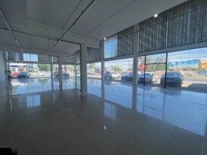 Loja com 360m² no bairro Cristal em Porto Alegre para Alugar