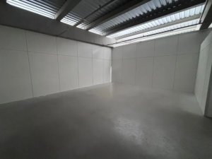 Loja com 360m² no bairro Cristal em Porto Alegre para Alugar