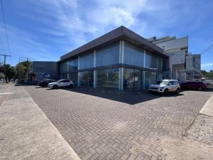Loja com 360m² no bairro Cristal em Porto Alegre para Alugar