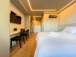 Apartamento com 27m², 1 dormitório no bairro Cidade Baixa em Porto Alegre para Alugar