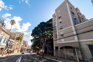 Apartamento com 47m², 1 dormitório no bairro Independência em Porto Alegre para Alugar