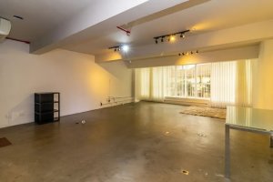 Prédio Comercial com 360m² no bairro Floresta em Porto Alegre para Alugar