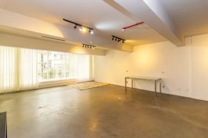Prédio Comercial com 360m² no bairro Floresta em Porto Alegre para Alugar