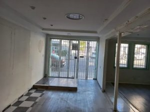 Casa comercial com 300m² no bairro Bela Vista em Porto Alegre para Alugar