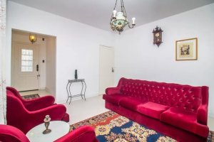 Casa com 482m², 6 dormitórios no bairro Santa Cecília em Porto Alegre para Alugar