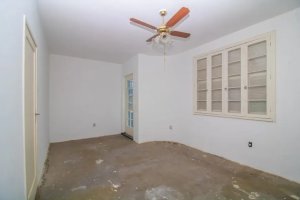 Casa com 482m², 6 dormitórios no bairro Santa Cecília em Porto Alegre para Alugar