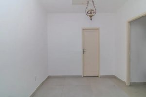 Casa com 482m², 6 dormitórios no bairro Santa Cecília em Porto Alegre para Alugar