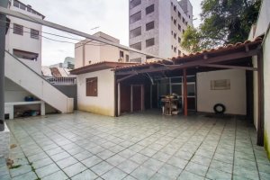 Casa com 482m², 6 dormitórios no bairro Santa Cecília em Porto Alegre para Alugar
