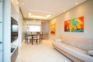Apartamento com 41m², 3 dormitórios no bairro Floresta em Porto Alegre para Alugar