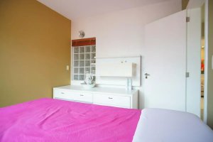 Apartamento com 41m², 3 dormitórios no bairro Floresta em Porto Alegre para Alugar
