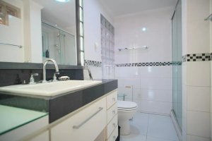 Apartamento com 41m², 3 dormitórios no bairro Floresta em Porto Alegre para Alugar