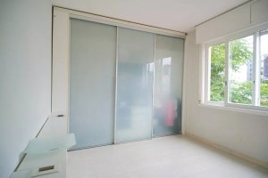 Apartamento com 41m², 3 dormitórios no bairro Floresta em Porto Alegre para Alugar