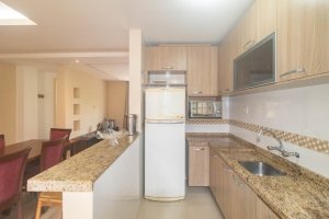 Apartamento com 119m², 2 dormitórios no bairro Floresta em Porto Alegre para Alugar