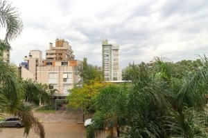 Apartamento com 112m², 3 dormitórios no bairro Petrópolis em Porto Alegre para Alugar