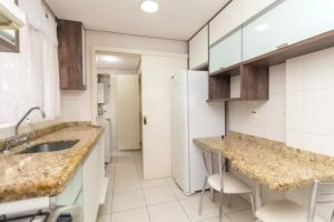 Apartamento com 112m², 3 dormitórios no bairro Petrópolis em Porto Alegre para Alugar